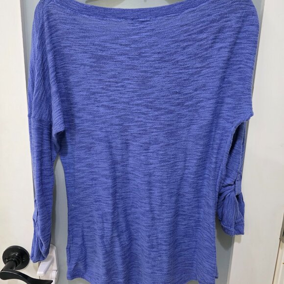 Express Lightweight Blue Sweater Top Women’s M | Soft Knit, Casual Minimalist - Picture 8 of 8